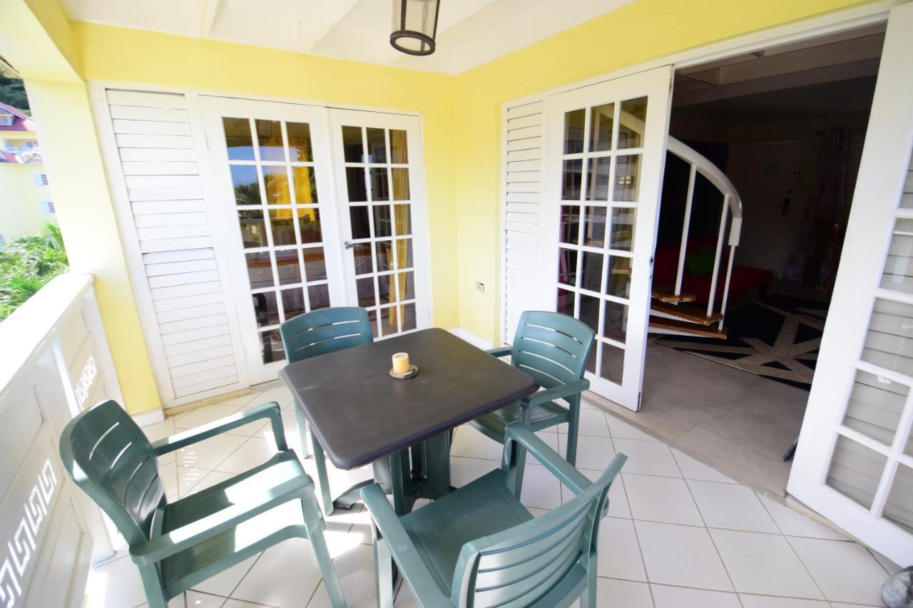 River Side Apt 9 @ Mystic Ridge. Apartment Ocho Rios Exterior photo